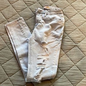 Juniors Levi jeans size 25